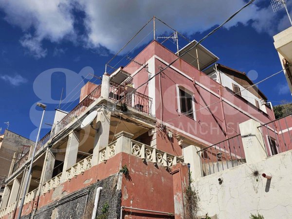 appartamento in vendita a Messina in zona San Filippo