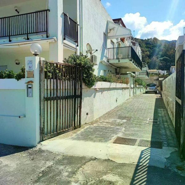 appartamento in vendita a Messina in zona Spartà