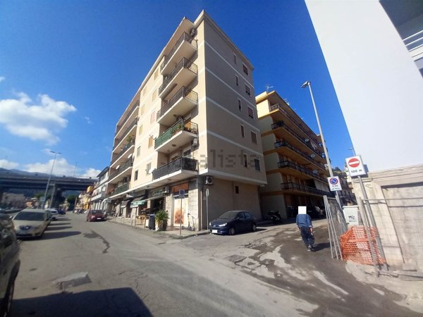 appartamento in vendita a Messina in zona Centro Storico