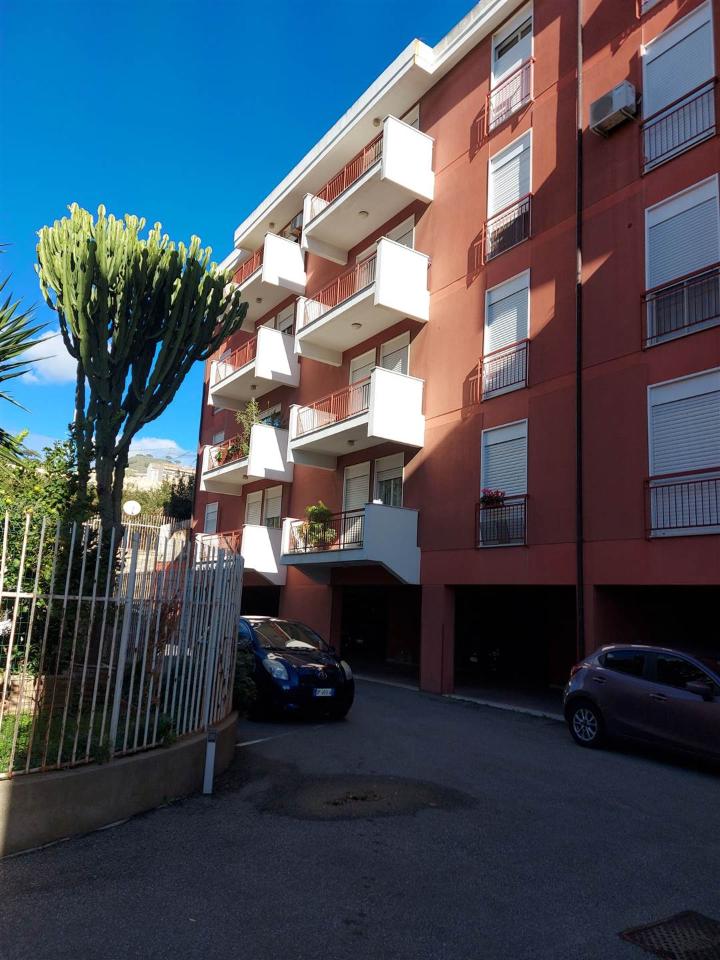 appartamento in vendita a Messina in zona Santissima Annunziata