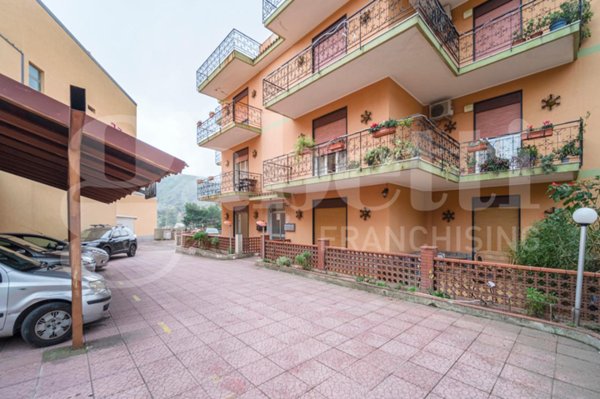 appartamento in vendita a Messina in zona Larderia