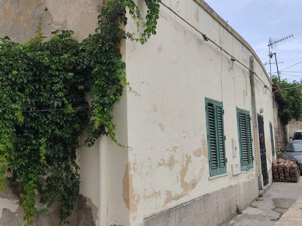 appartamento in vendita a Messina in zona Contesse