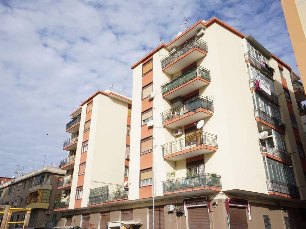appartamento in vendita a Messina in zona Camaro