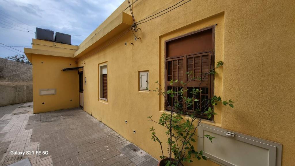 casa indipendente in vendita a Messina