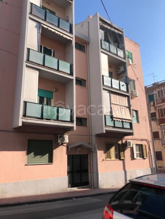 appartamento in vendita a Messina in zona Gazzi