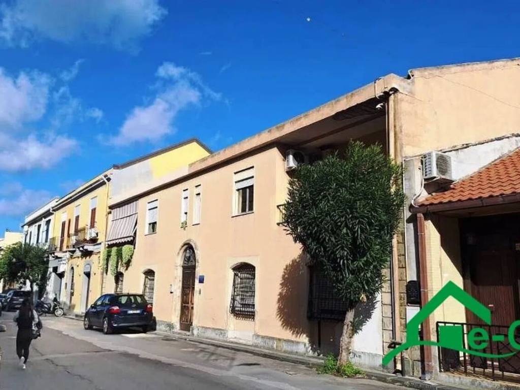 appartamento in vendita a Messina in zona Santa Margherita