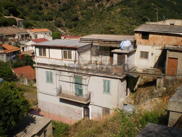 casa indipendente in vendita a Messina in zona San Michele