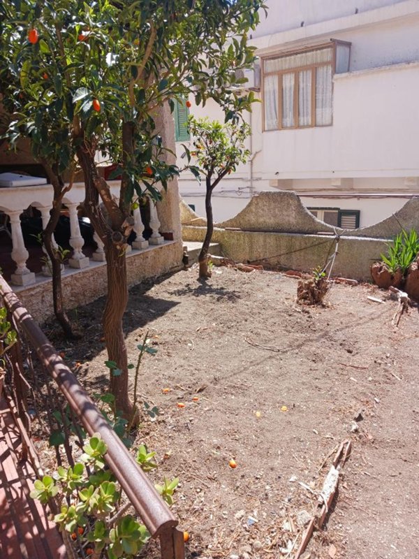 casa indipendente in vendita a Messina