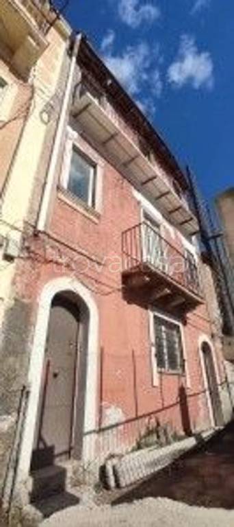 casa indipendente in vendita a Messina in zona San Filippo