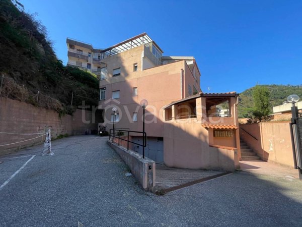 appartamento in vendita a Messina in zona Salice