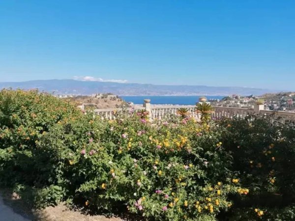 appartamento in vendita a Messina in zona Gravitelli