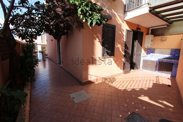 casa indipendente in vendita a Messina