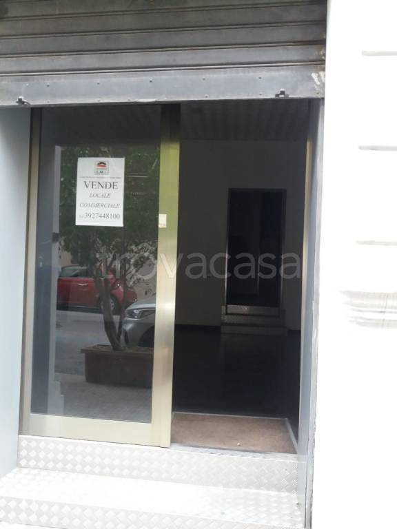 negozio in vendita a Messina