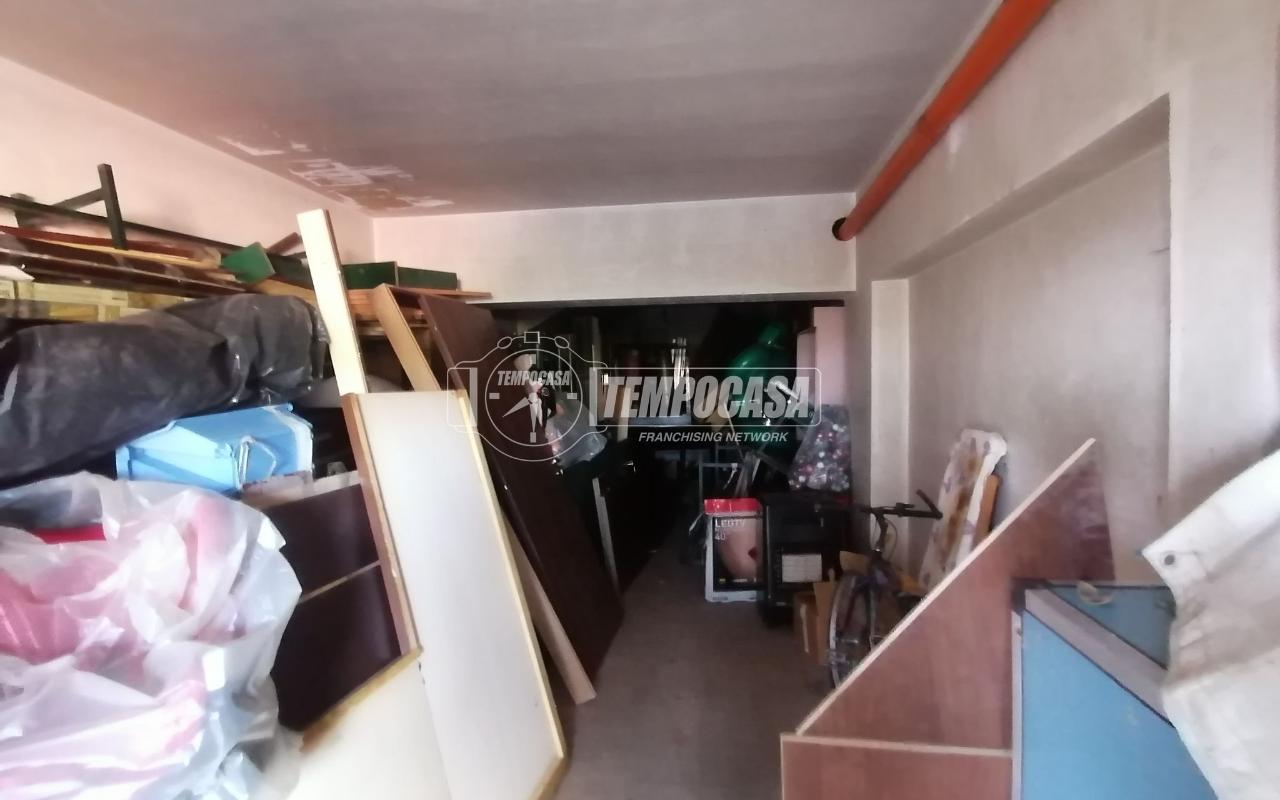 ufficio in vendita a Messina in zona Santissima Annunziata