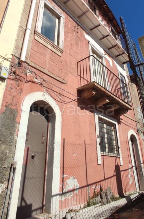 appartamento in vendita a Messina in zona Santa Lucia