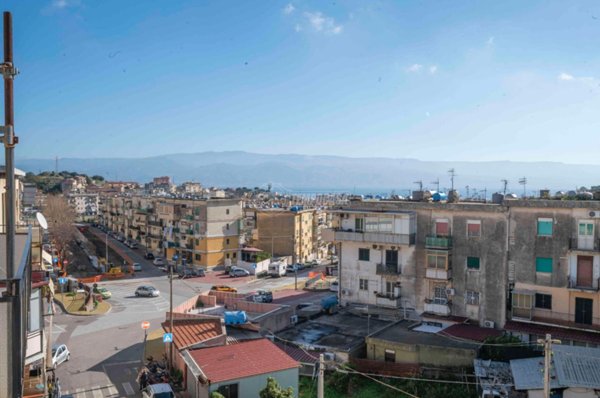 appartamento in vendita a Messina in zona Gazzi
