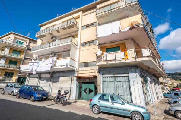 appartamento in vendita a Messina in zona Gazzi