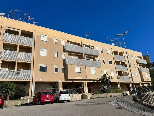 appartamento in vendita a Messina in zona Santissima Annunziata