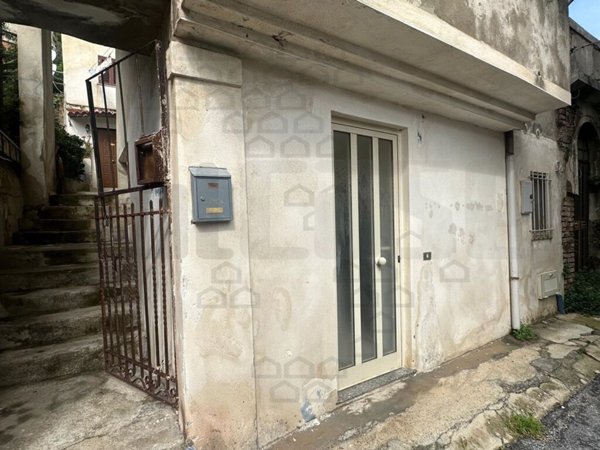 bivano in vendita a Messina in zona Centro Storico