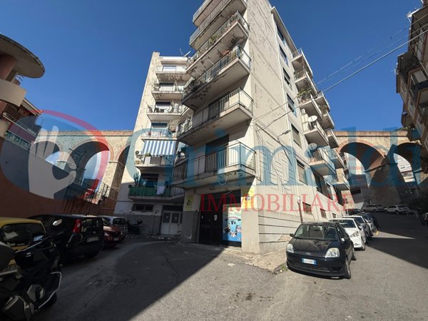 locale commerciale in vendita a Messina in zona Centro Storico