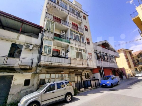 appartamento in vendita a Messina in zona Gazzi