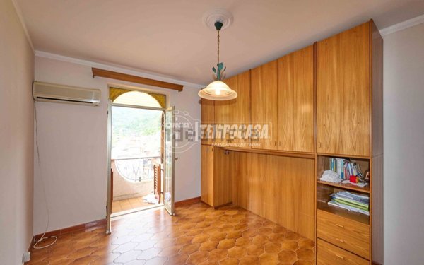 casa semindipendente in vendita a Messina in zona Centro Storico