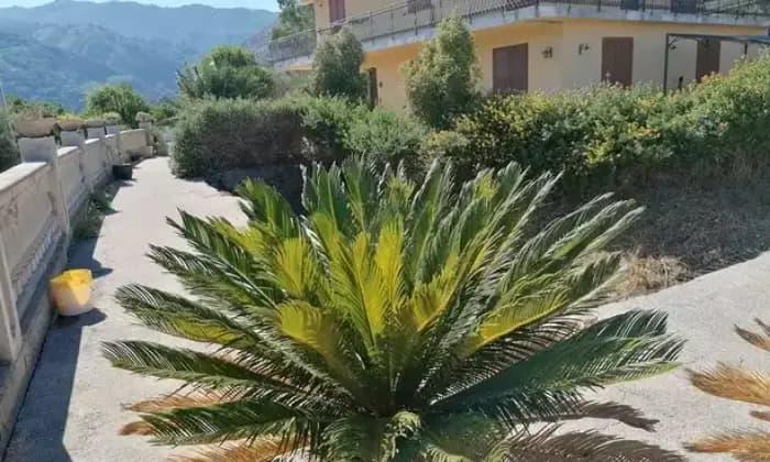 casa indipendente in vendita a Messina in zona Centro Storico