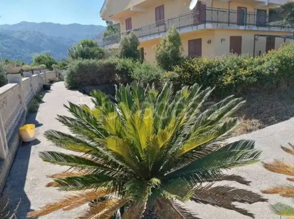 casa indipendente in vendita a Messina in zona San Filippo
