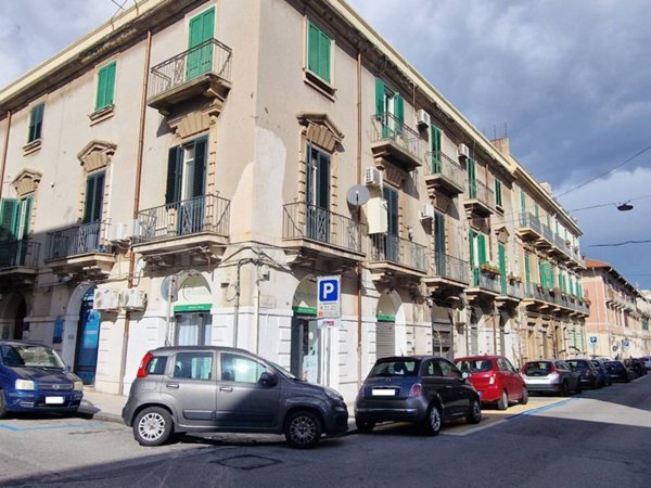 intera palazzina in vendita a Messina
