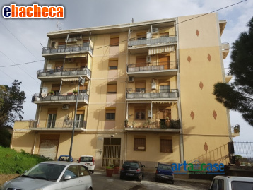 locale commerciale in vendita a Messina in zona Gazzi