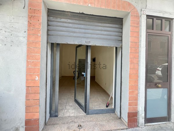 locale commerciale in vendita a Messina in zona Centro Storico