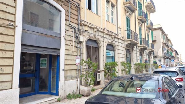 locale commerciale in vendita a Messina in zona Centro Storico