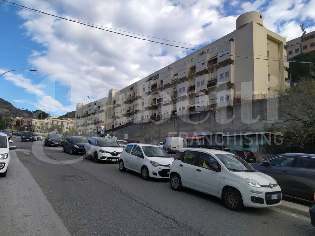 appartamento in vendita a Messina in zona Santissima Annunziata