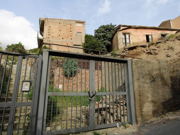casa indipendente in vendita a Messina