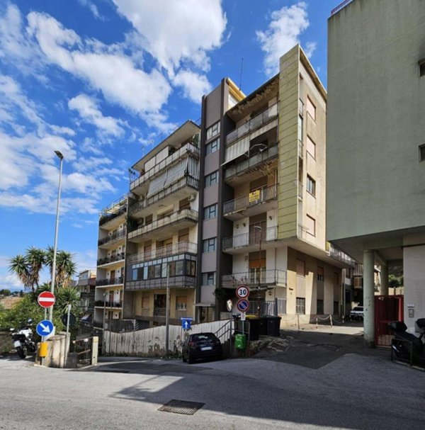 appartamento in vendita a Messina in zona Gazzi