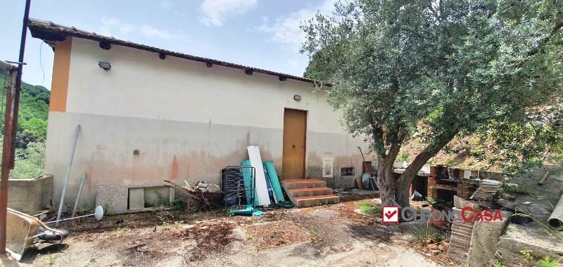 casa indipendente in vendita a Messina in zona Salice
