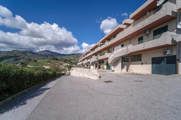 casa indipendente in vendita a Messina in zona Tremestieri