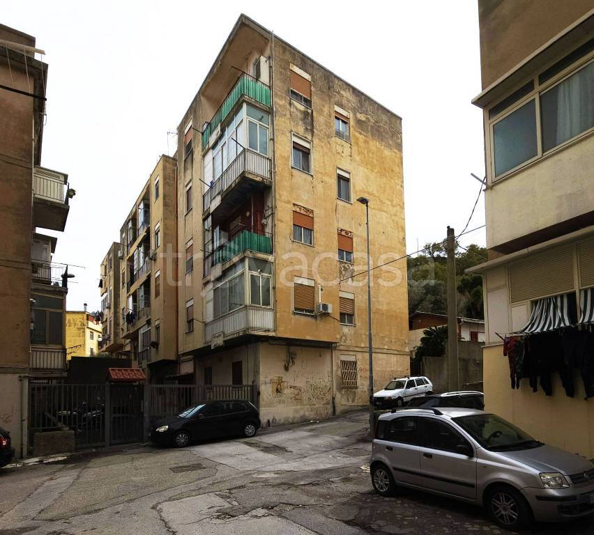 appartamento in vendita a Messina in zona Camaro