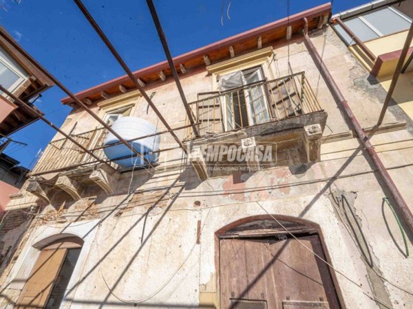 appartamento in vendita a Messina in zona San Filippo