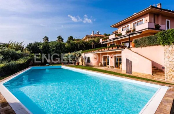 casa indipendente in vendita a Messina in zona Ganzirri