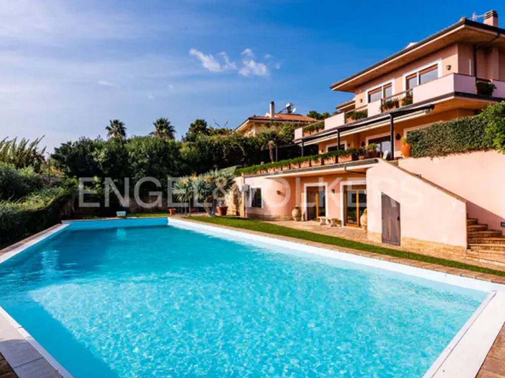 casa indipendente in vendita a Messina in zona Ganzirri