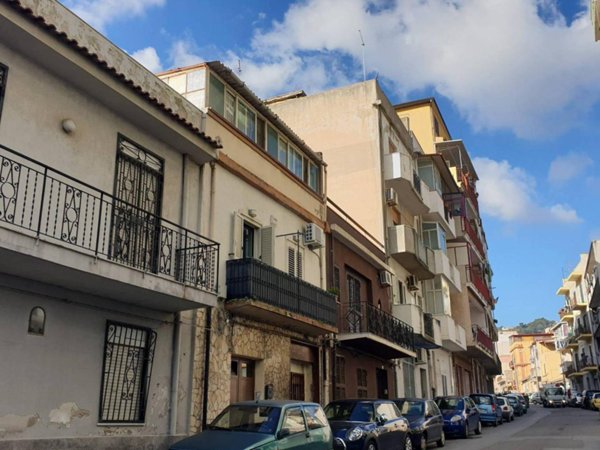 appartamento in vendita a Messina in zona Centro Storico