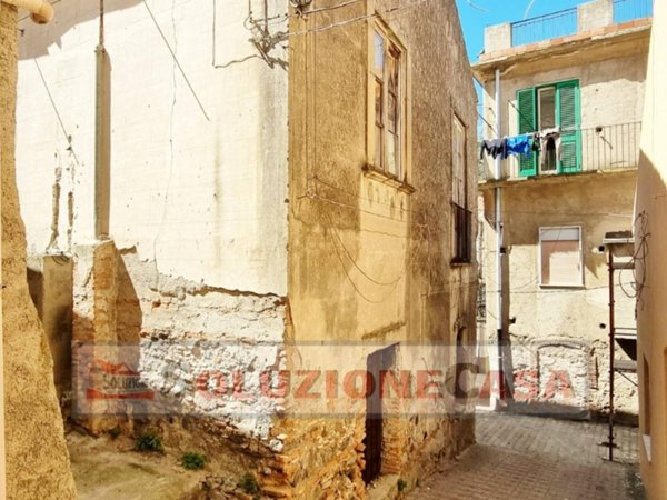 casa indipendente in vendita a Messina in zona Santa Margherita