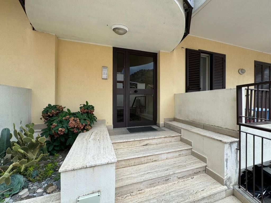 appartamento in vendita a Messina in zona Santa Margherita