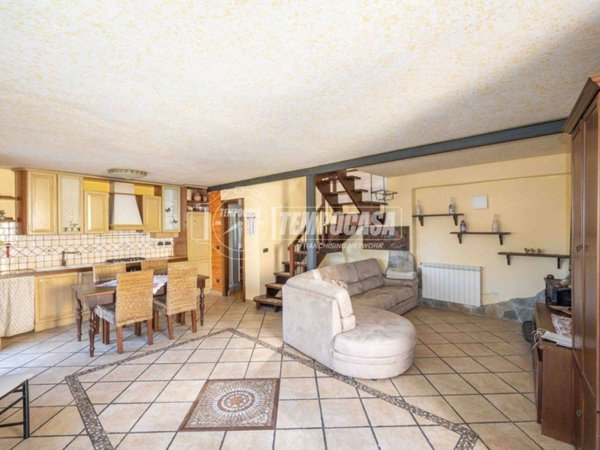 casa indipendente in vendita a Messina in zona Salice