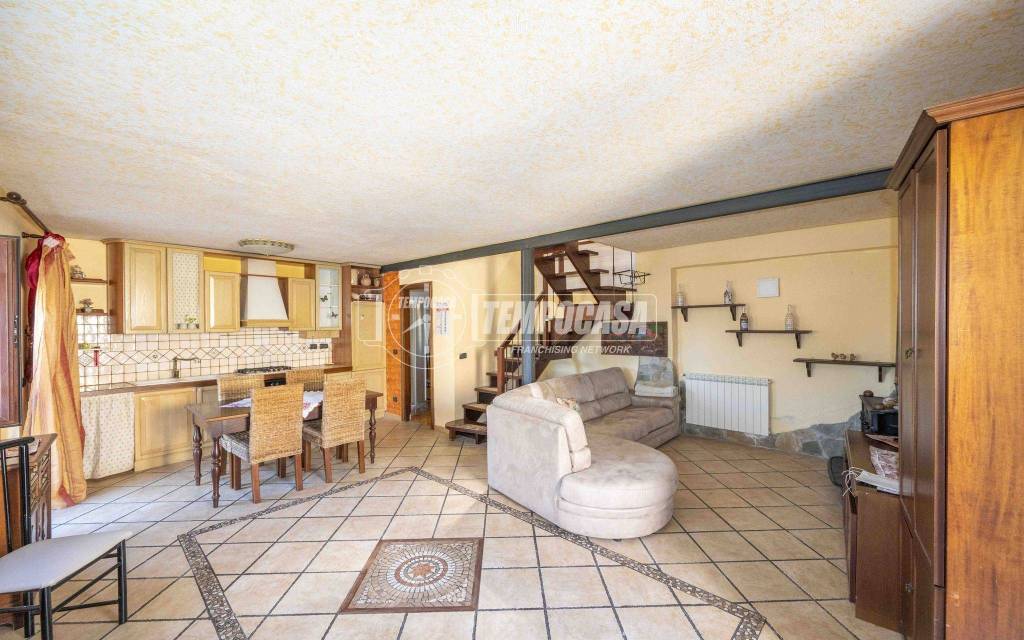 casa indipendente in vendita a Messina in zona Salice