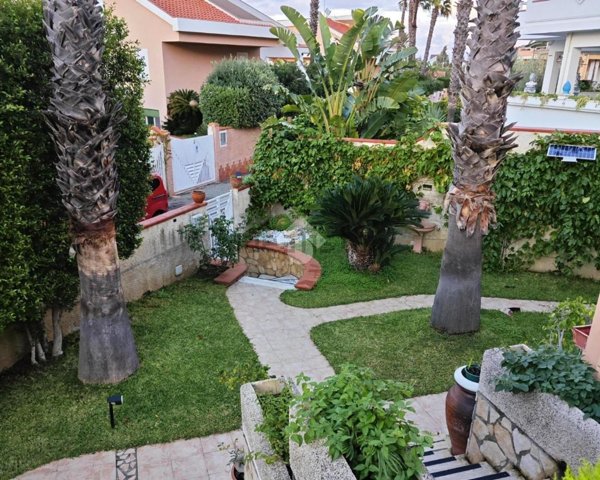 casa indipendente in vendita a Messina in zona Salice