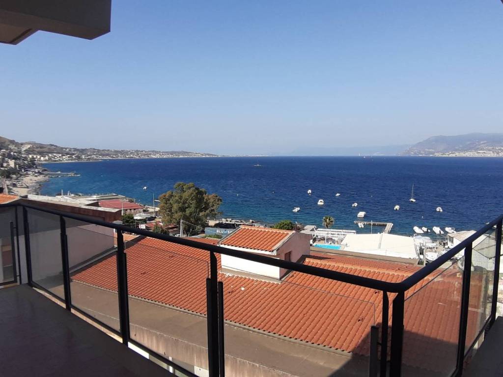 appartamento in vendita a Messina in zona Paradiso