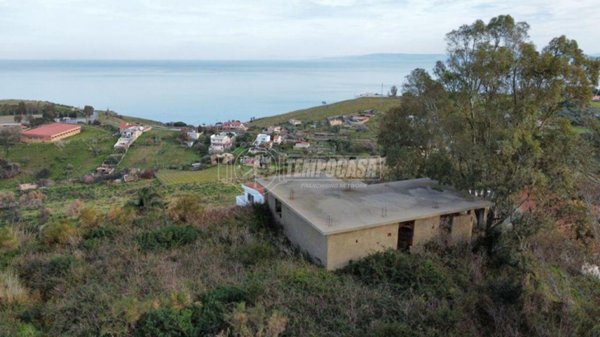 casale in vendita a Messina in zona Salice