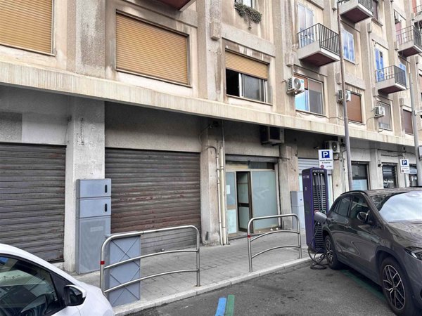 negozio in vendita a Messina